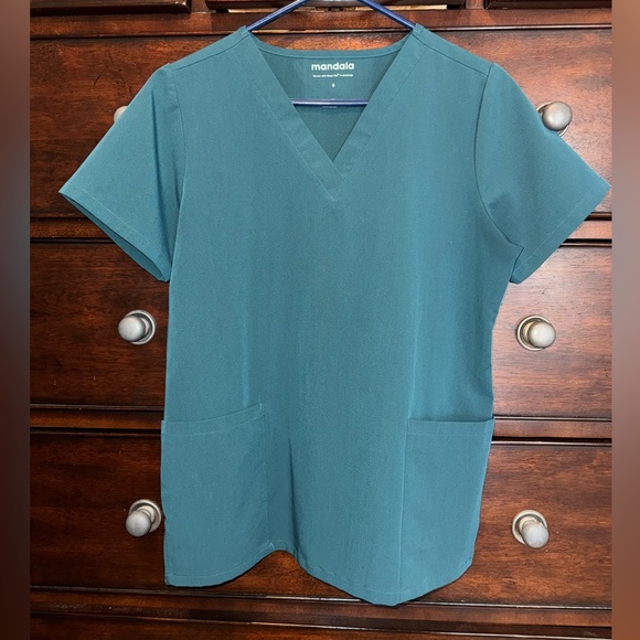 Mandala Teal Scrub Set - Picture 2 of 3